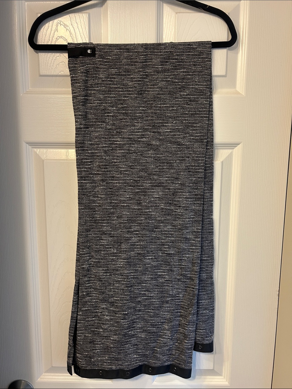 lululemon athletica Grey Marled Knit Scarf